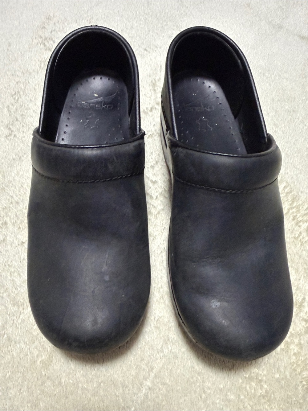 Dansko Professional Oil Leathered Clog - Black Oiled